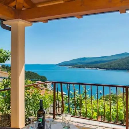 M&m Apartman Rabac
