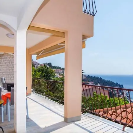 M&m Apartmán Rabac